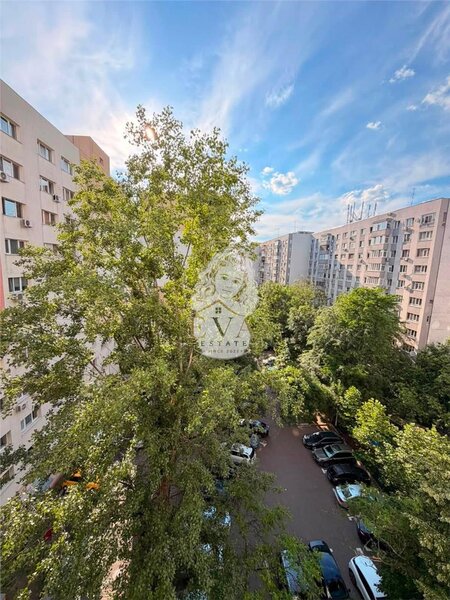 Becatei nr. 6A, apartament de vanzare 1 minut metrou 1 Decembrie 1918.